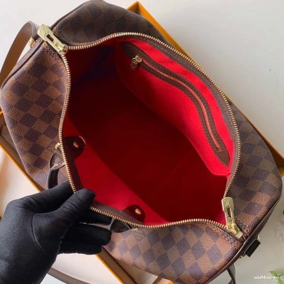 WIS 35 Louis Vuitton BANDOULIÈRE SPEEDY 1202